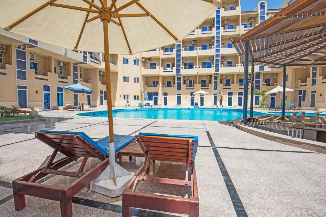 Poolside With Patio Near El Gouna Apartment Hurghada Exterior photo