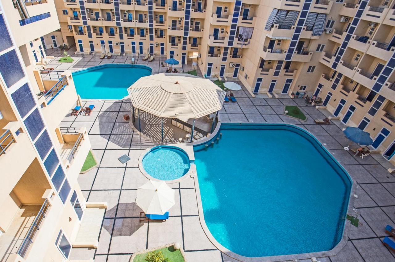 Poolside With Patio Near El Gouna Apartment Hurghada Exterior photo