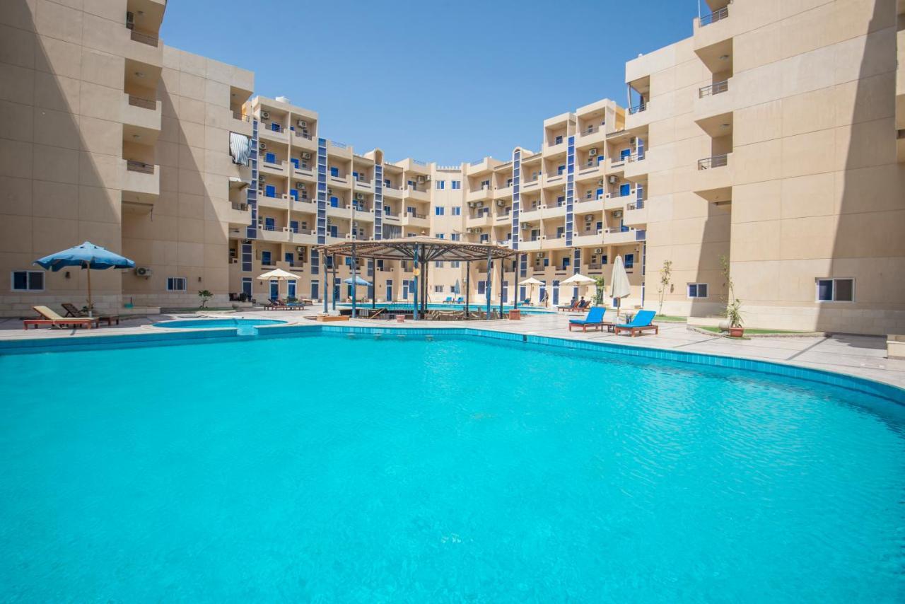 Poolside With Patio Near El Gouna Apartment Hurghada Exterior photo