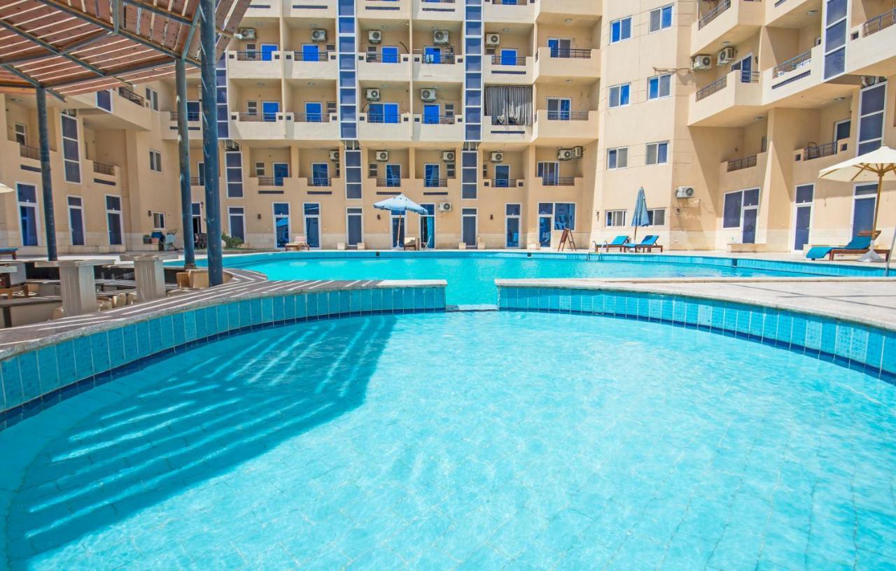 Poolside With Patio Near El Gouna Apartment Hurghada Exterior photo