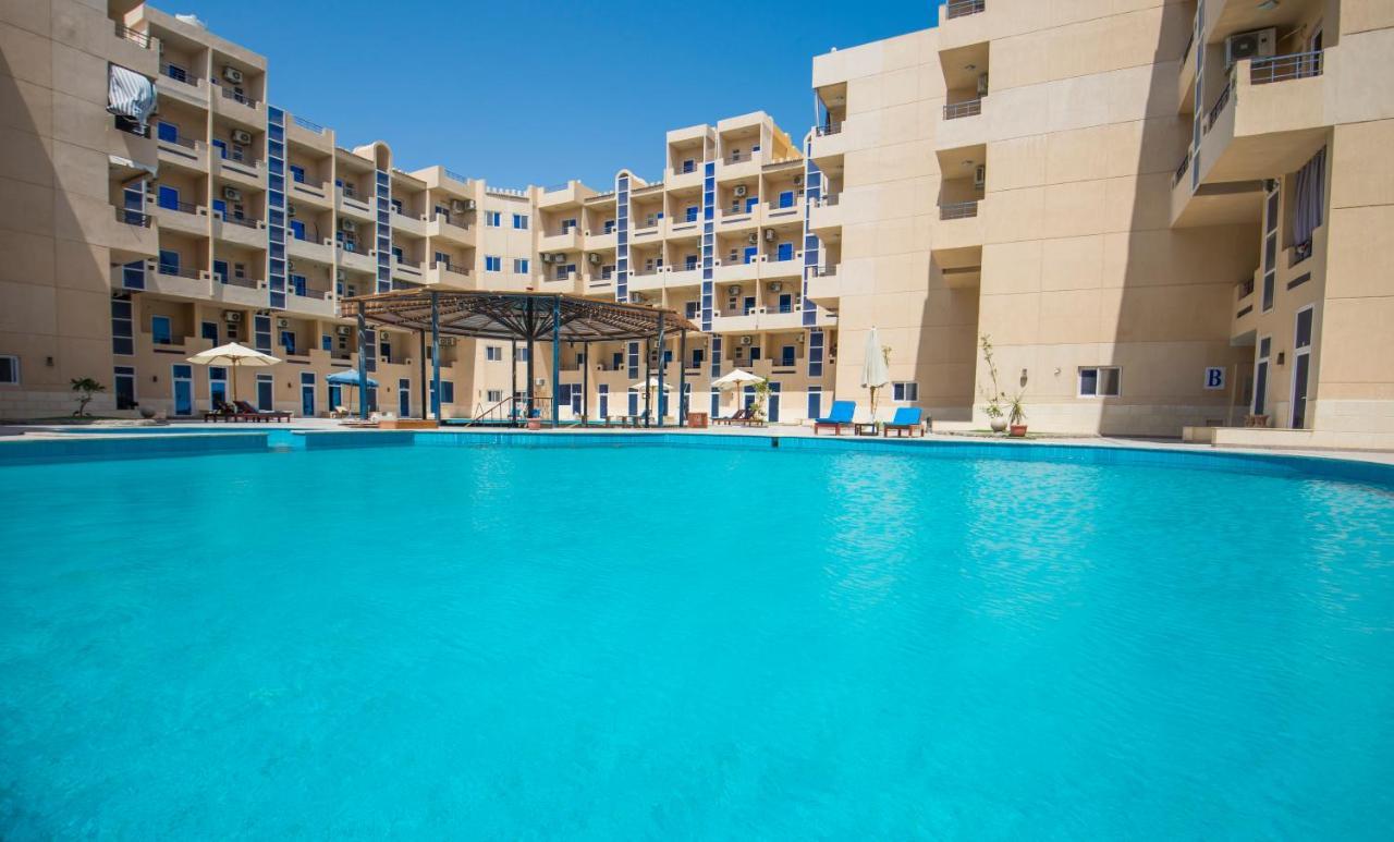 Poolside With Patio Near El Gouna Apartment Hurghada Exterior photo